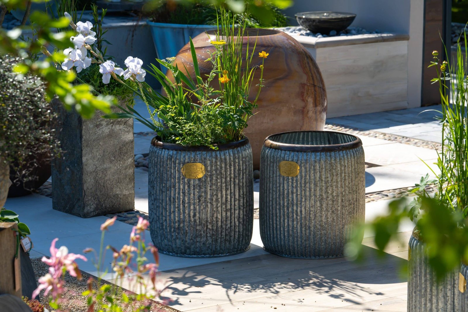 Tubs & Planters